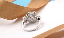 Load image into Gallery viewer, Eleganza 3.92cttw Moissanite Ring